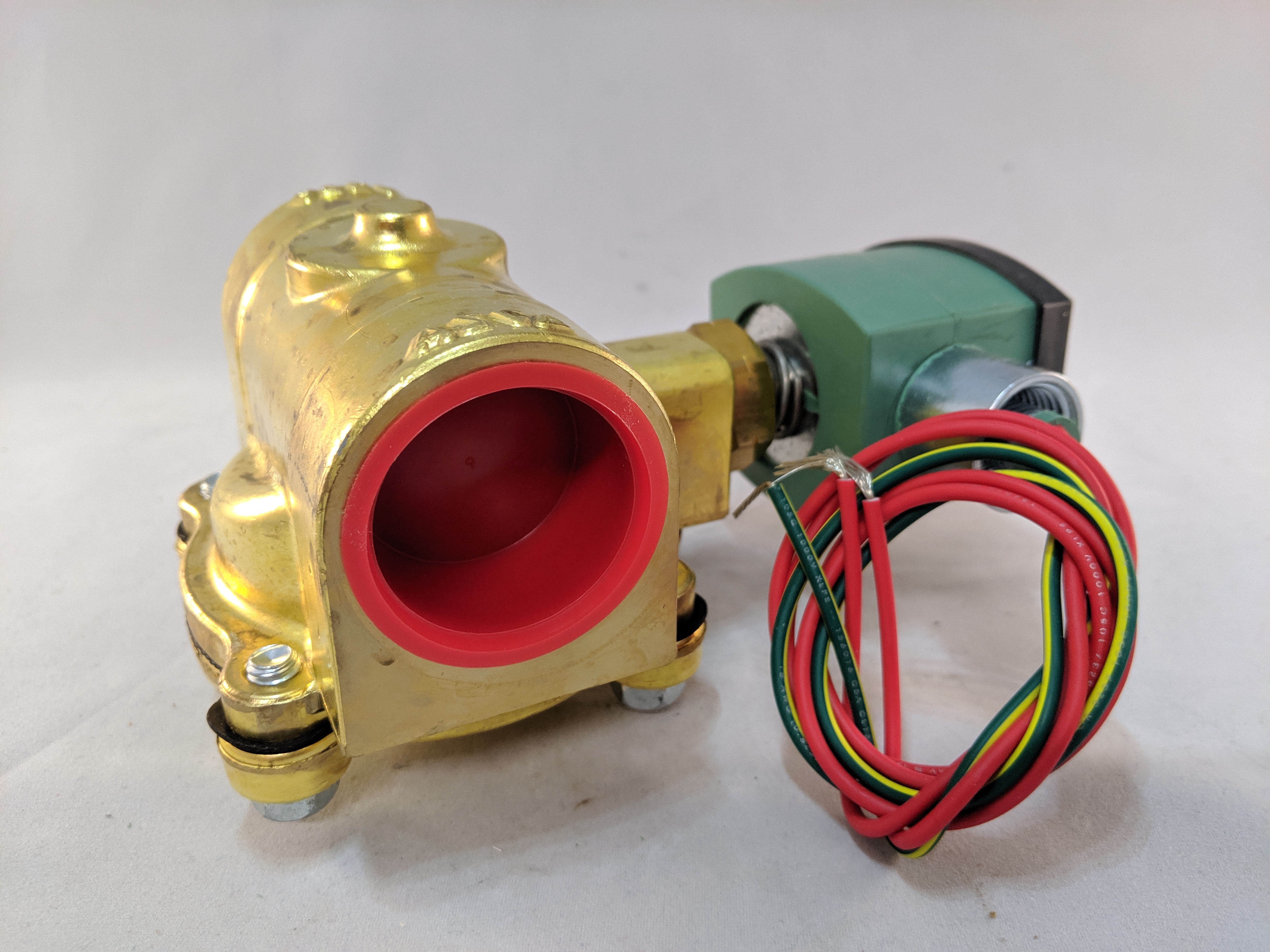 SOLENOID VALVE 2W NO BRASS BODY 1 1/4"NPT #21720 8210G018 120/110 VAC